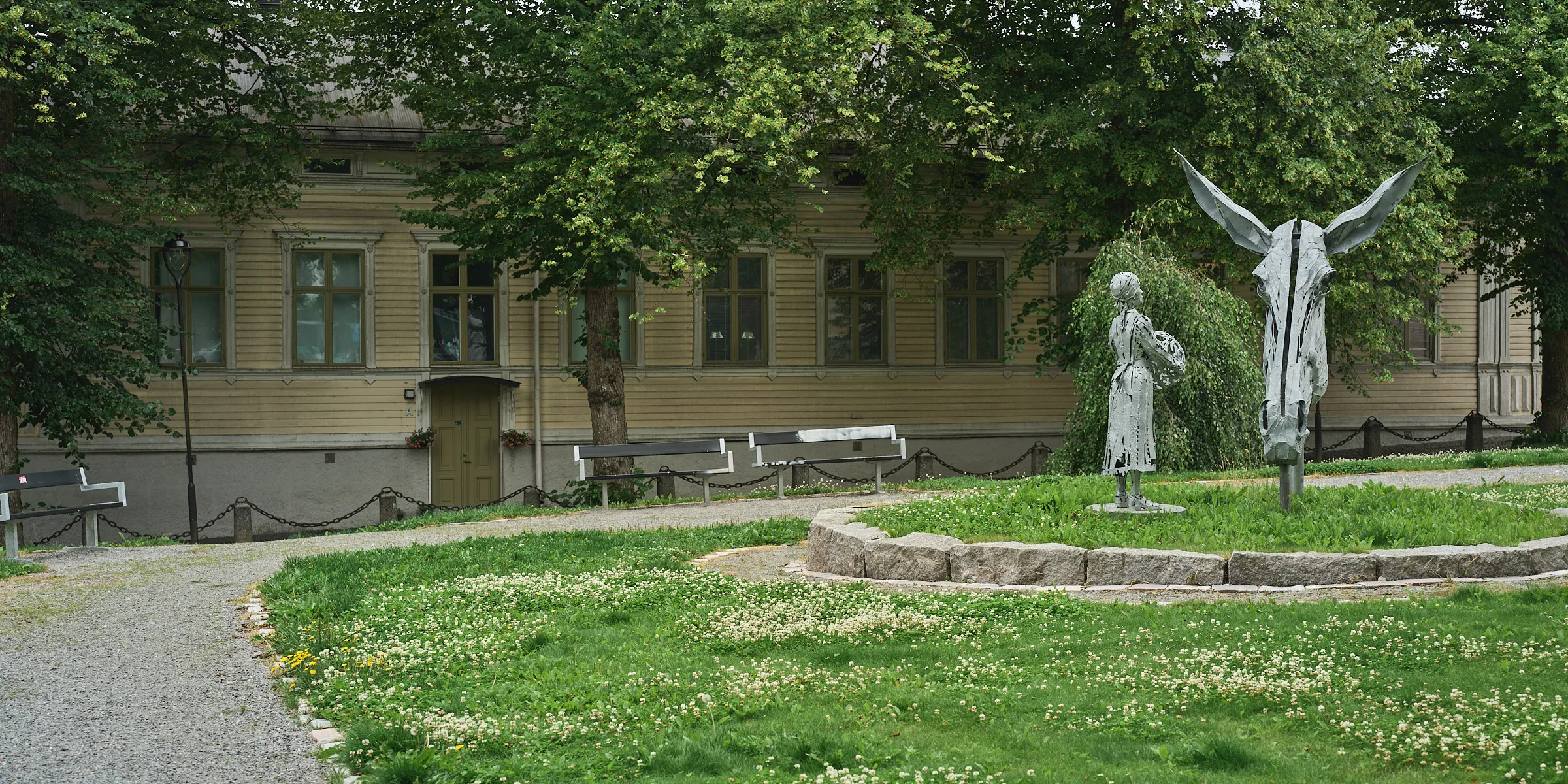 HIDDEN PLACES, Teos 069, 2026